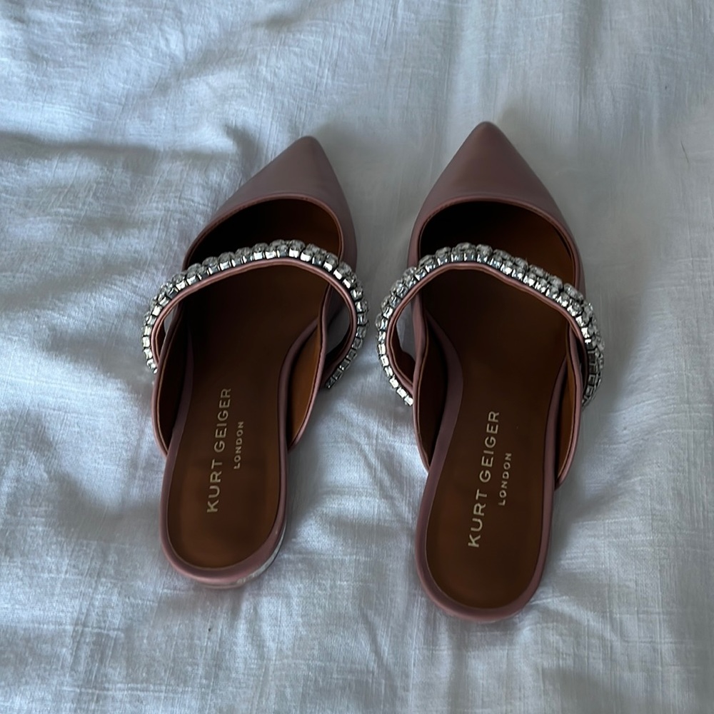 Kurt Geiger slides
